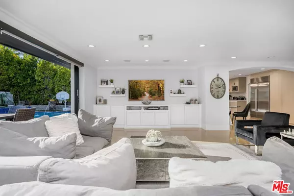 Calabasas, CA 91302,3677 Eddingham AVE