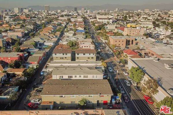 Los Angeles, CA 90006,1825 S New Hampshire AVE