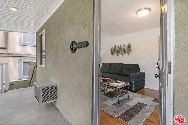 North Hollywood, CA 91601,5249 Satsuma AVE #C