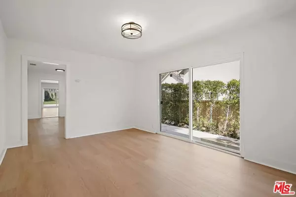 Pasadena, CA 91104,1563 E Elizabeth ST