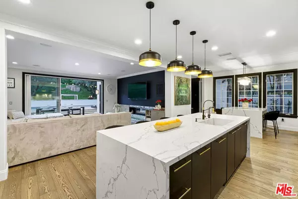 Calabasas, CA 91302,3801 Prado Del Trigo