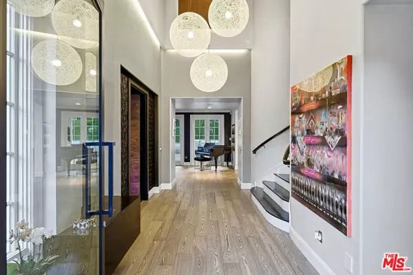 Calabasas, CA 91302,3801 Prado Del Trigo