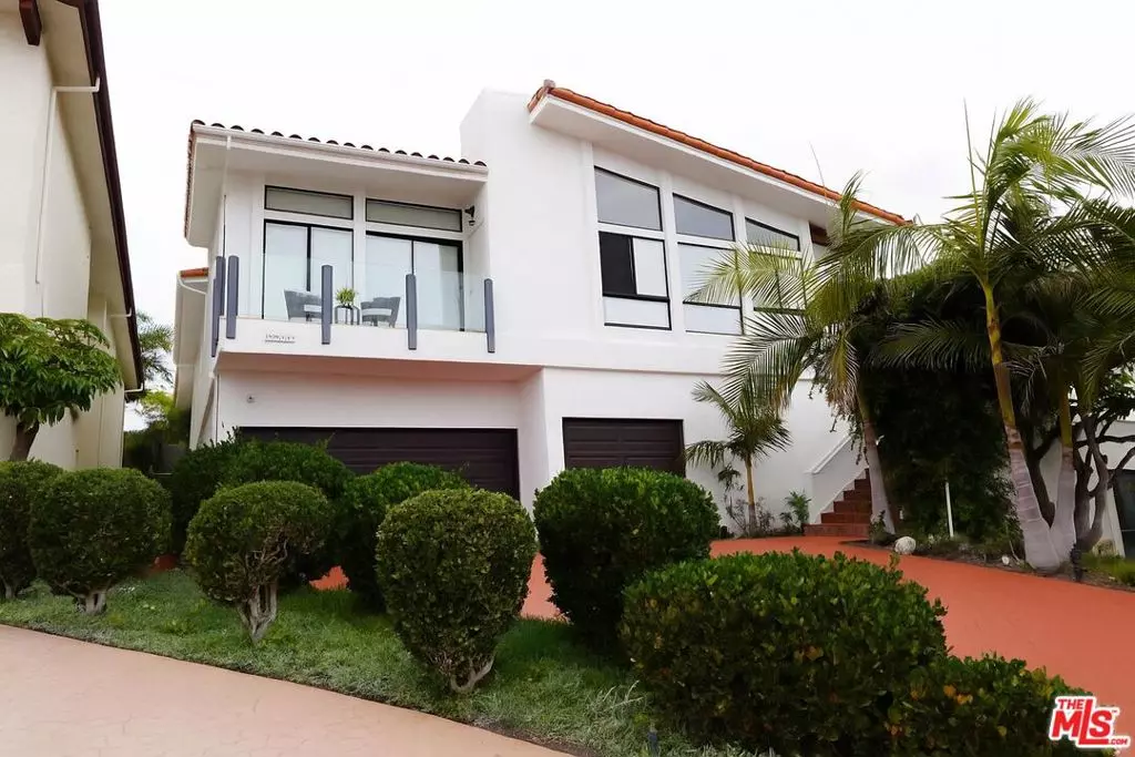 Rancho Palos Verdes, CA 90275,6401 Via Baron