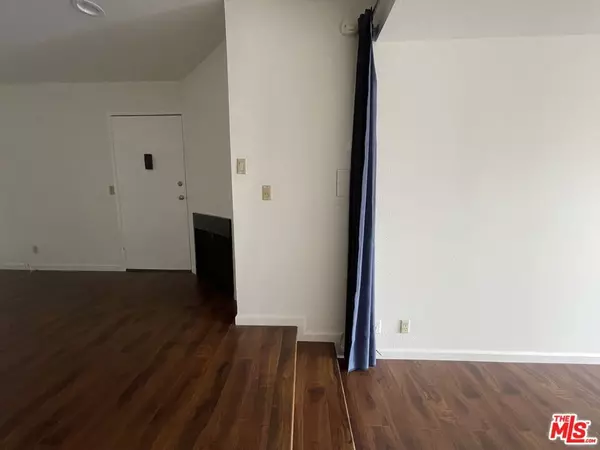 West Hollywood, CA 90046,1338 N Sierra Bonita AVE #306