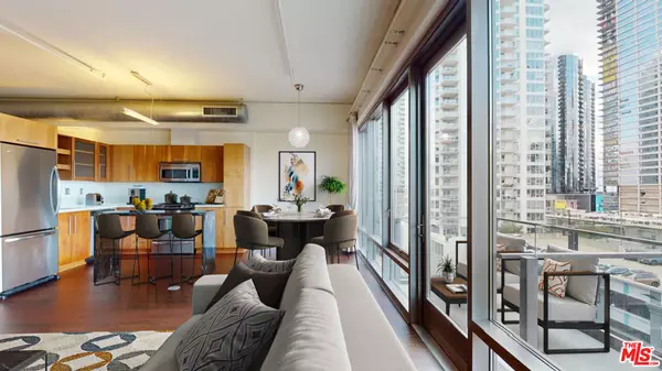 Los Angeles, CA 90015,1100 S Hope ST #914