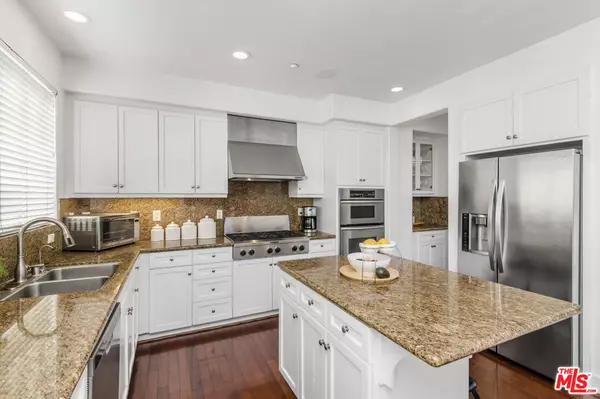 Playa Vista, CA 90094,6021 Dawn #12