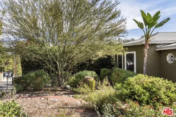 Los Angeles, CA 90041,1560 Waldran AVE