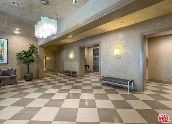 Santa Monica, CA 90403,1118 3rd ST #507