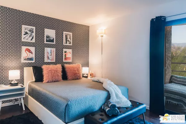 Palm Springs, CA 92262,467 S Calle El Segundo #D24