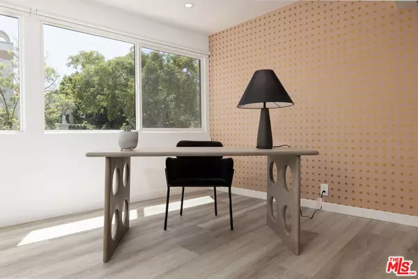 West Hollywood, CA 90069,8911 Cynthia ST #10