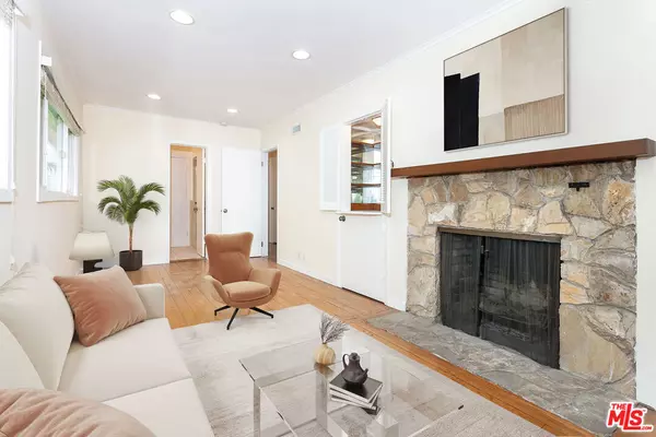 Los Angeles, CA 90077,1129 Roscomare RD