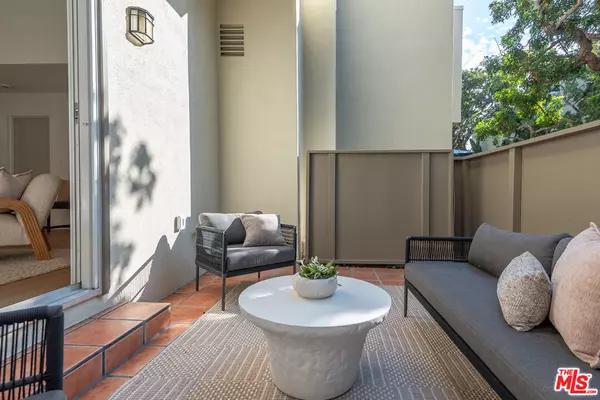 Marina Del Rey, CA 90292,13234 Fiji WAY #B