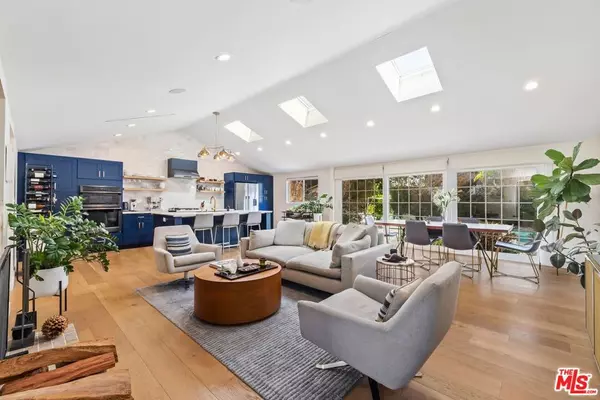 9418 S 10th AVE, Inglewood, CA 90305