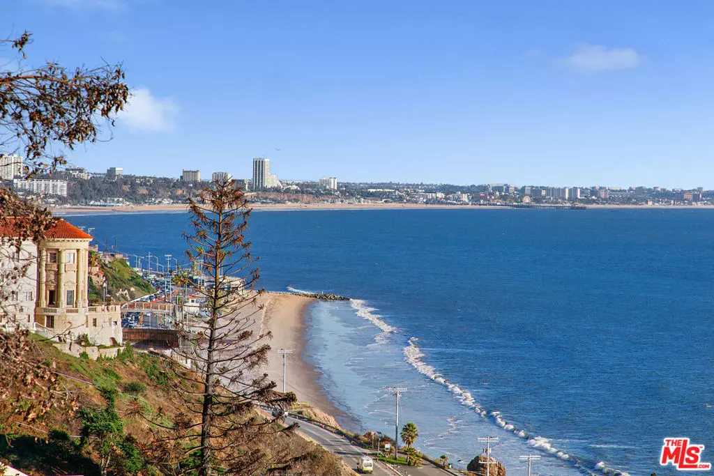 Malibu, CA 90265,18133 Coastline DR