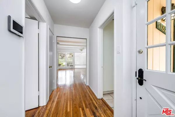 Valley Village, CA 91607,11889 Tiara ST