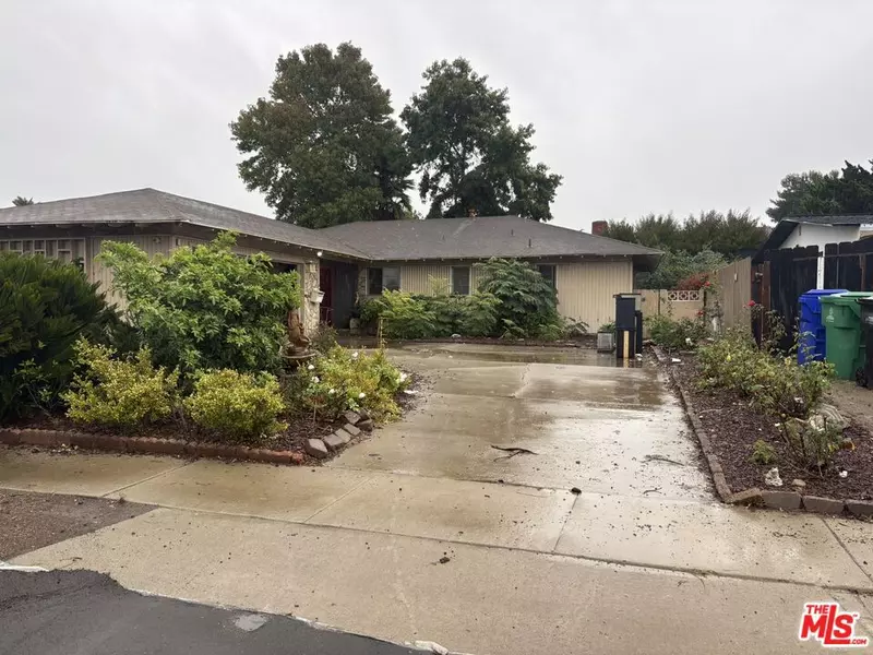 2927 Governor DR, San Diego, CA 92122