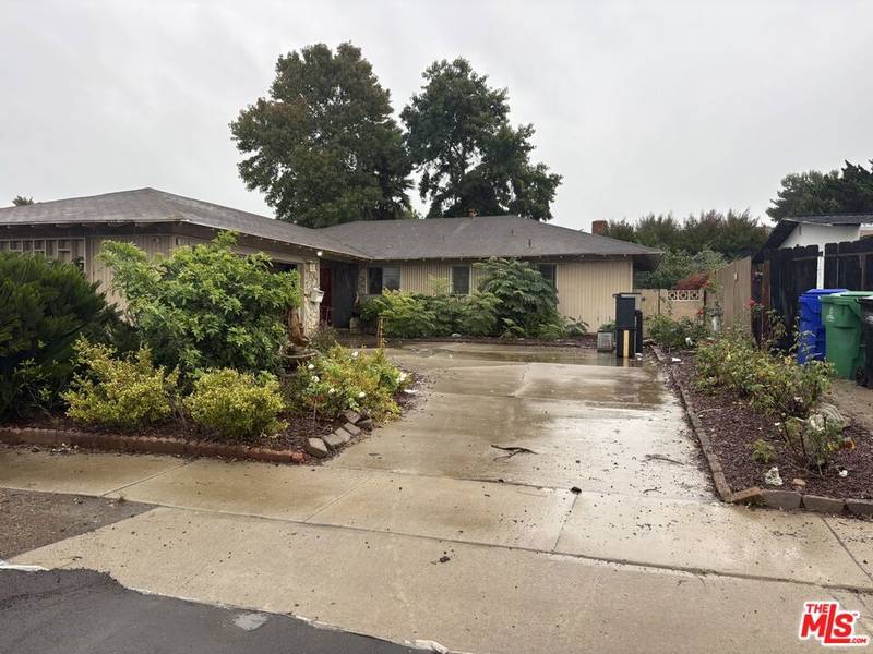 2927 Governor DR, San Diego, CA 92122