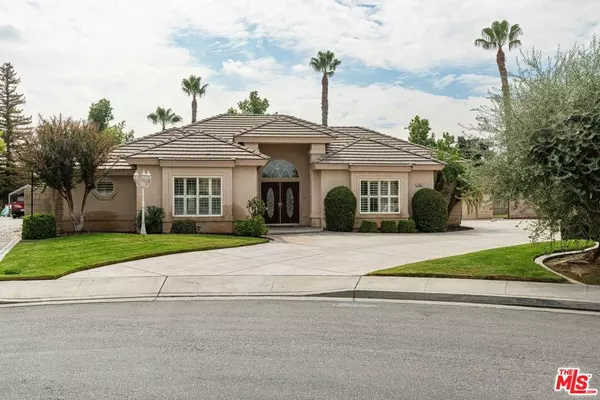 13207 Phoenix Palm CT, Bakersfield, CA 93314