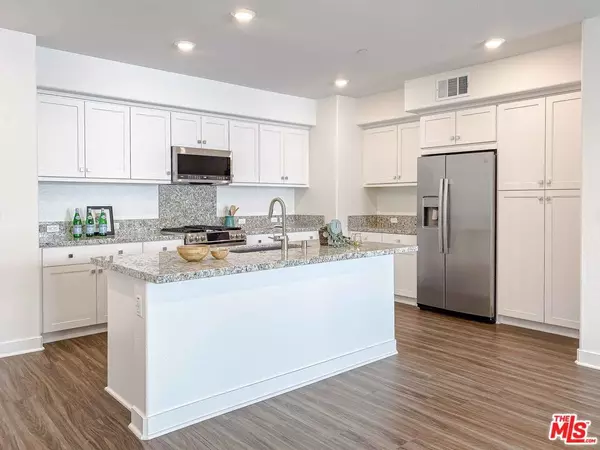 Anaheim, CA 92805,1893 S Union ST #124