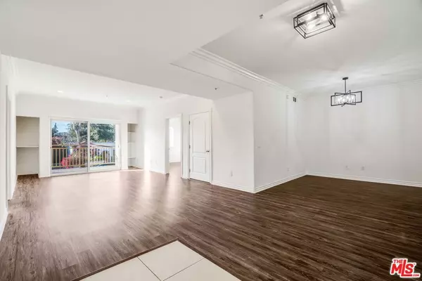 Los Angeles, CA 90034,3328 Oakhurst AVE #103