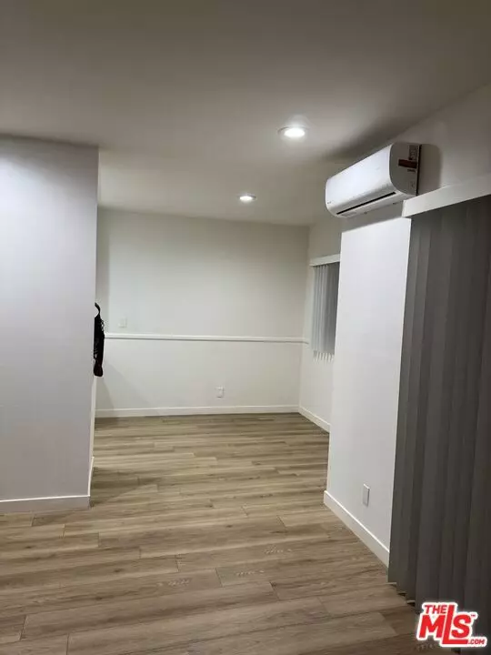 Encino, CA 91316,5400 Newcastle AVE #68