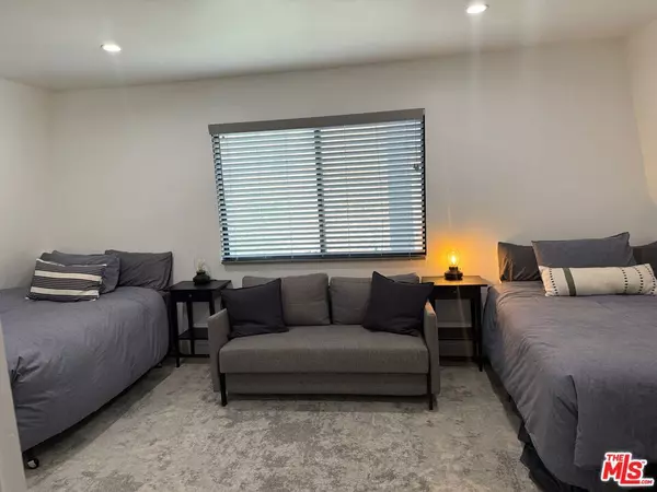 Big Bear City, CA 92314,202 Pineview DR