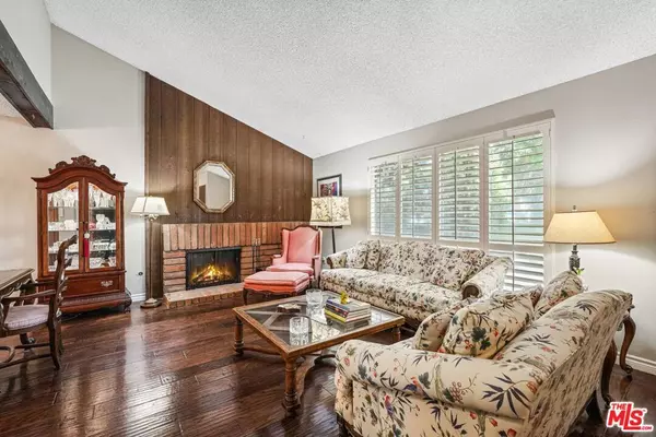 Porter Ranch, CA 91326,10621 Vanalden AVE