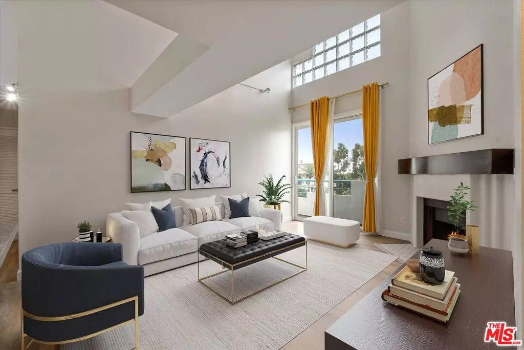 Los Angeles, CA 90066,12773 Caswell AVE #303