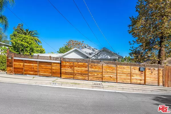 Los Angeles, CA 90042,816 Terrace 49