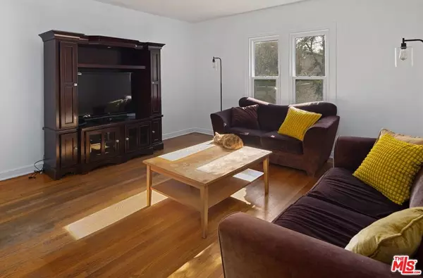 Los Angeles, CA 90048,6501 Commodore Sloat DR