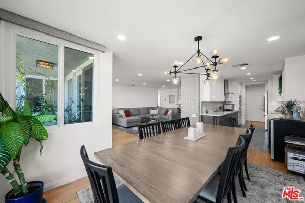 Los Angeles, CA 90049,11918 Kiowa AVE #302