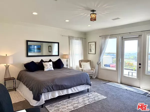 Newport Coast, CA 92657,5 Marisol