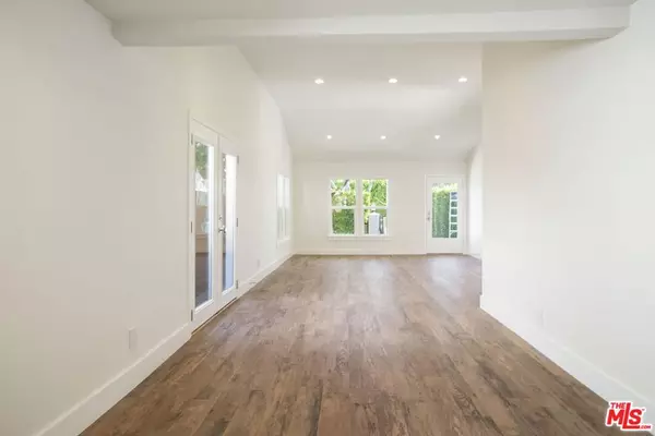 West Hollywood, CA 90048,507 Norwich DR