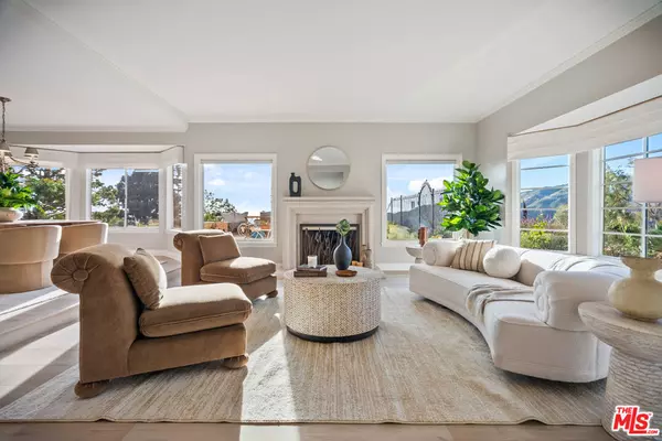 Malibu, CA 90265,23255 W Paloma Blanca DR