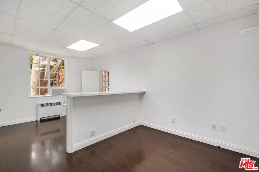 9730 Wilshire BLVD #202, Beverly Hills, CA 90212