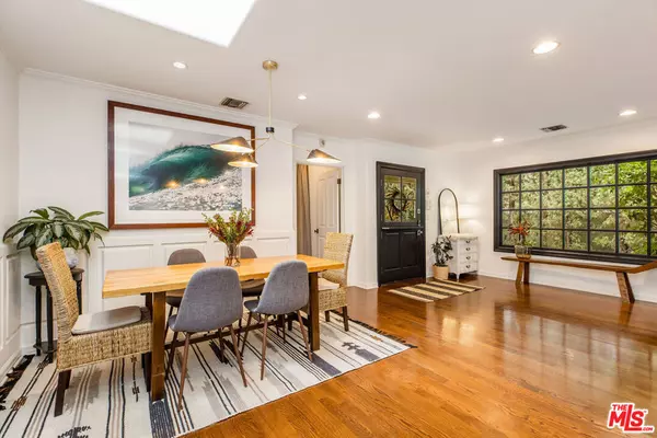 Valley Village, CA 91601,5107 Colfax AVE