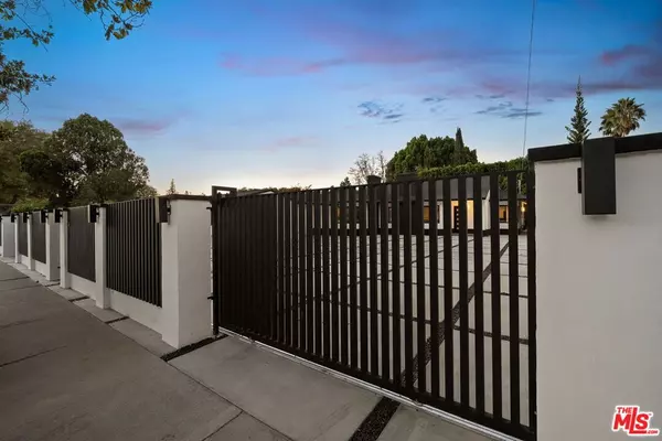 Sherman Oaks, CA 91423,14011 Magnolia BLVD