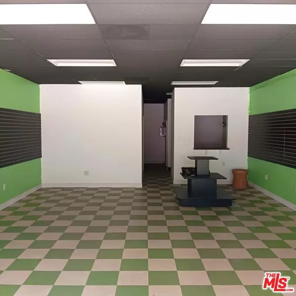 1001 S Broadway, Los Angeles, CA 90015