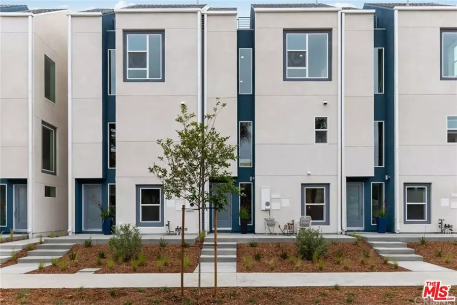 4821 1/2 Craner AVE, North Hollywood, CA 91601