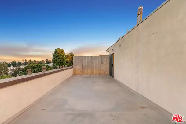 Santa Monica, CA 90405,2637 S Centinela AVE #30