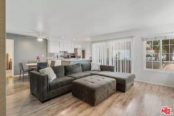 Inglewood, CA 90305,3867 Thorncroft LN #B