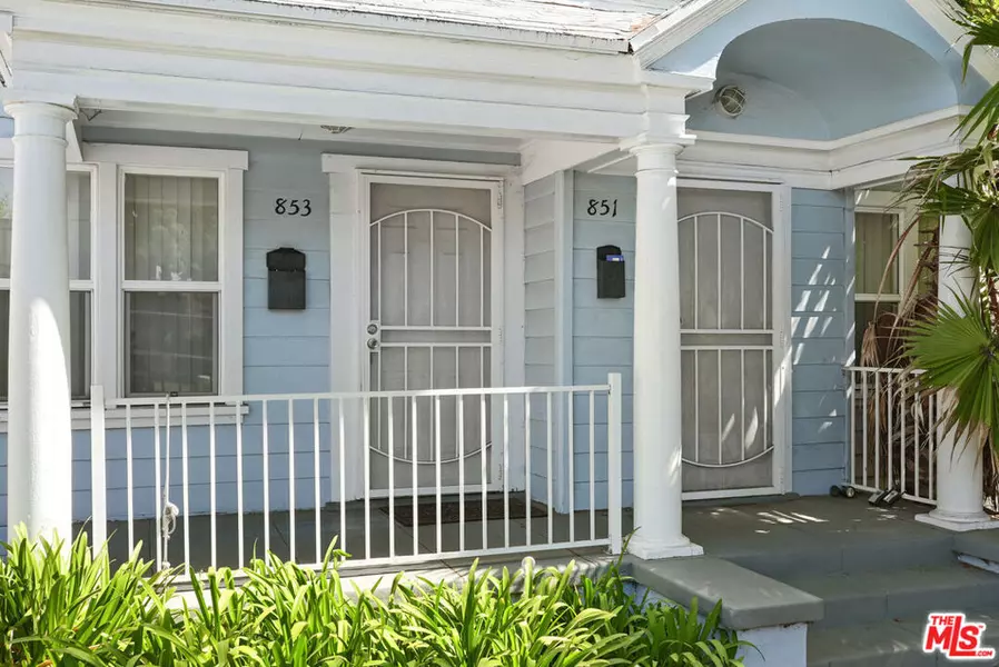 851 W 41st DR, Los Angeles, CA 90037