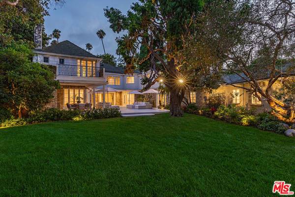 Beverly Hills, CA 90210,702 N Beverly DR