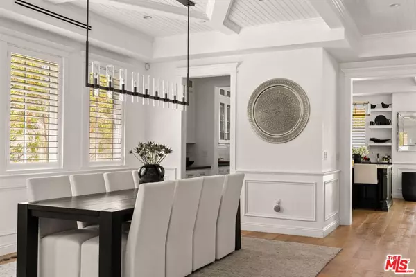 Sherman Oaks, CA 91401,5235 Sylmar AVE