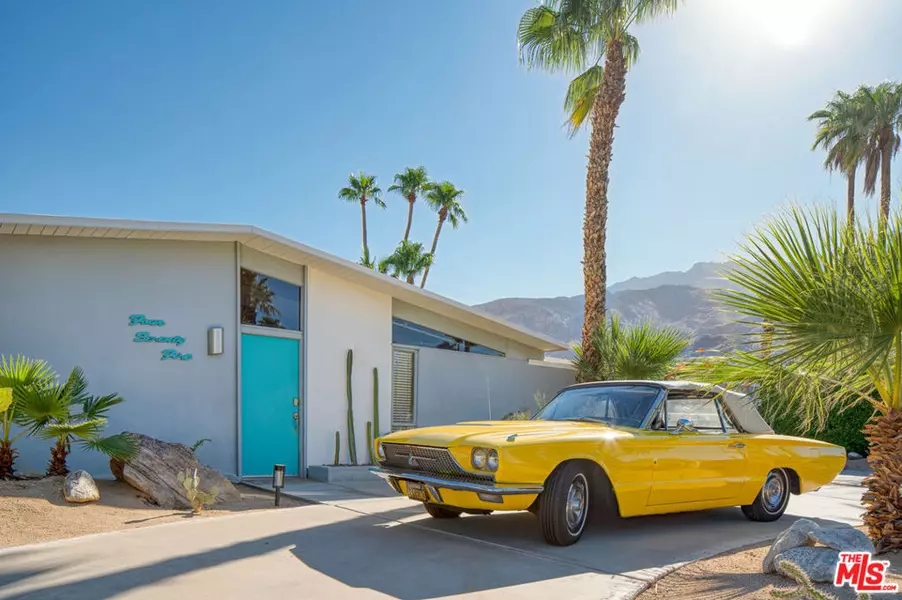 475 E Desert Willow CIR, Palm Springs, CA 92262