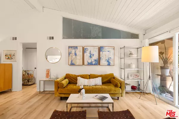 6425 Green Valley CIR #302, Culver City, CA 90230