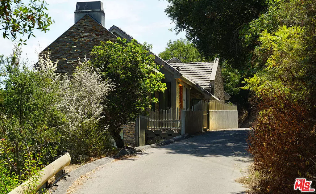 Beverly Hills, CA 90210,10110 Cielo DR