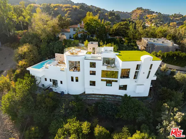 Studio City, CA 91604,3596 Woodhill Canyon RD