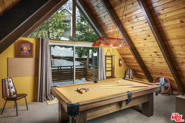 Lake Arrowhead, CA 92352,1281 Aleutian DR