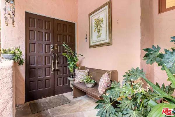 Los Angeles, CA 90069,1641 N Crescent Heights BLVD